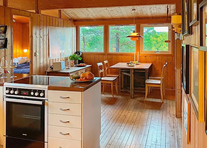 Serene Seaside Retreat In Vesteroy-by Traum *